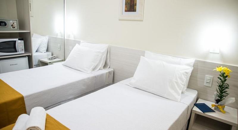 Travel Inn Fenix 卡波布里奥 外观 照片